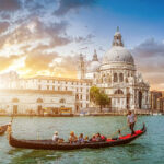 Beautiful,View,Of,Traditional,Gondolas,On,Famous,Canal,Grande,With